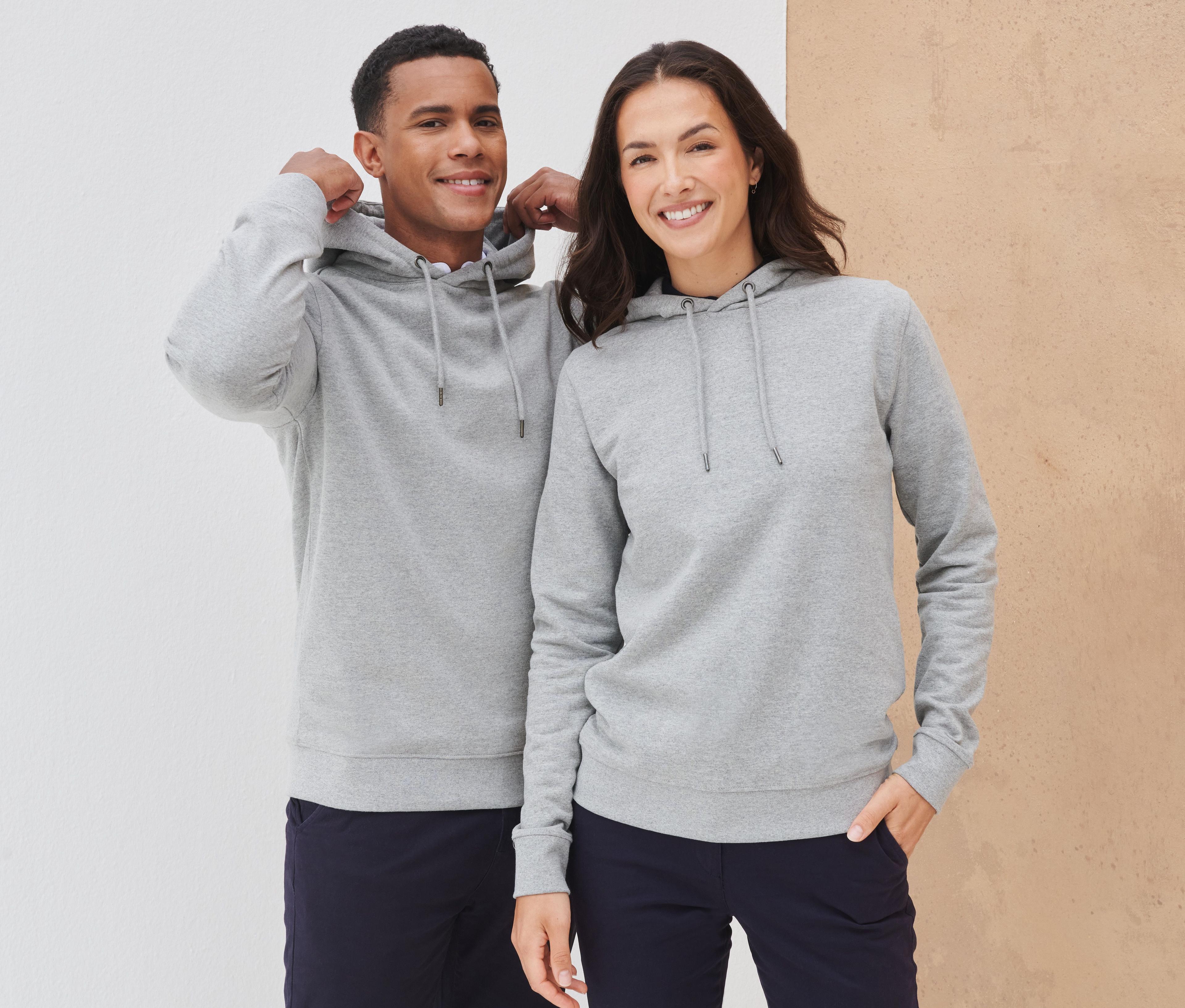 Sweat capuche en coton régénéré et en polyester recyclé