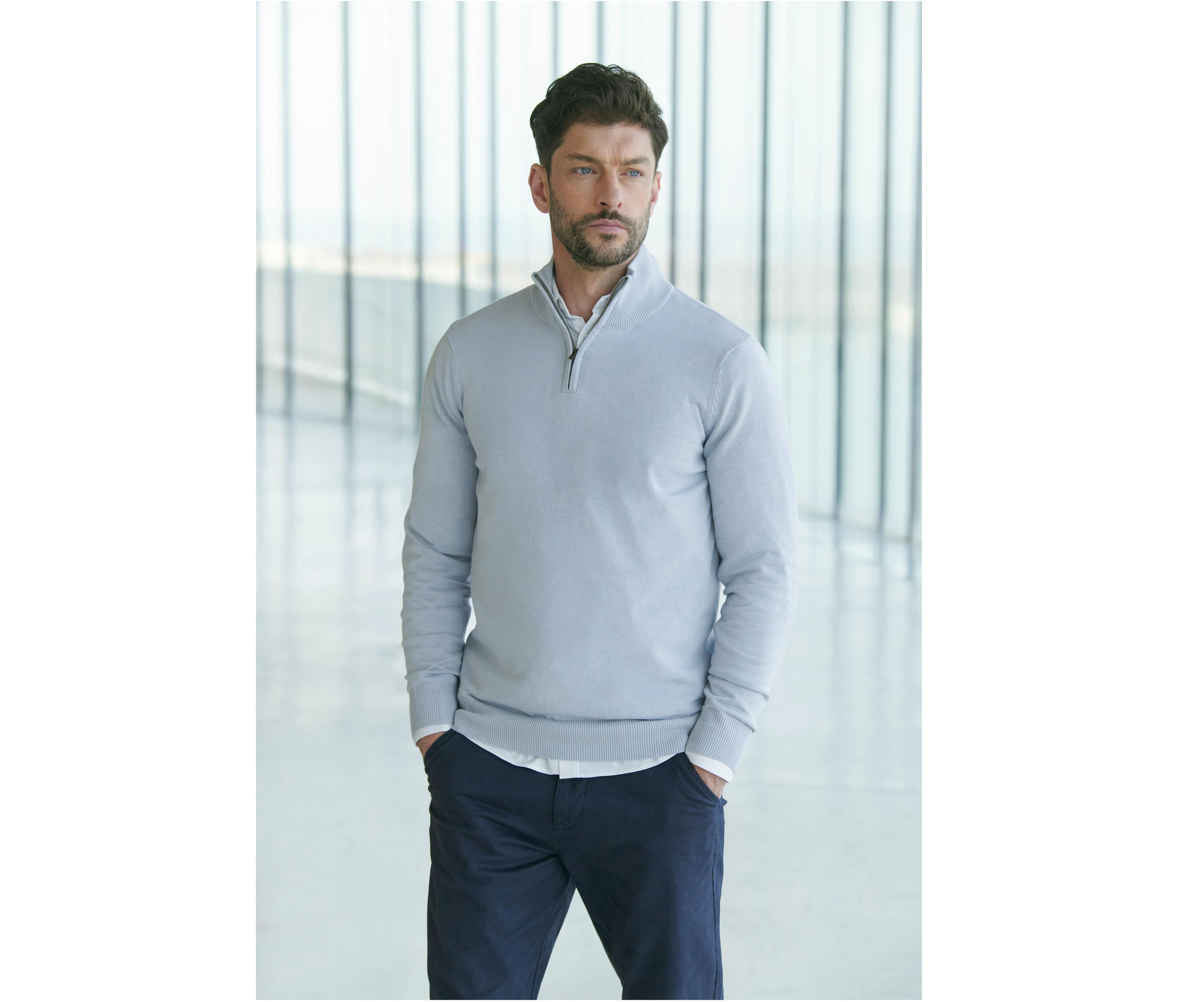 Pull col zippé