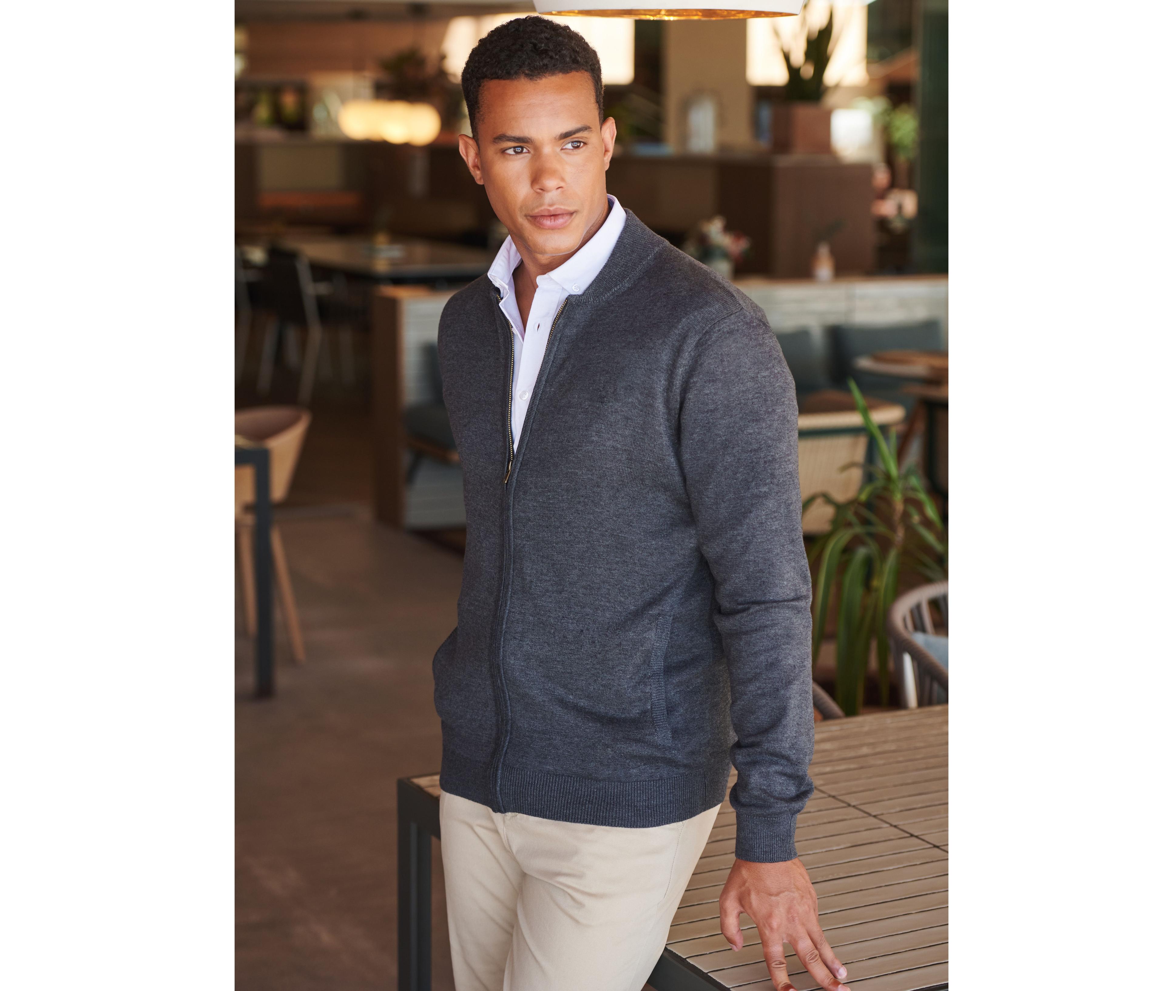 Gilet style bomber