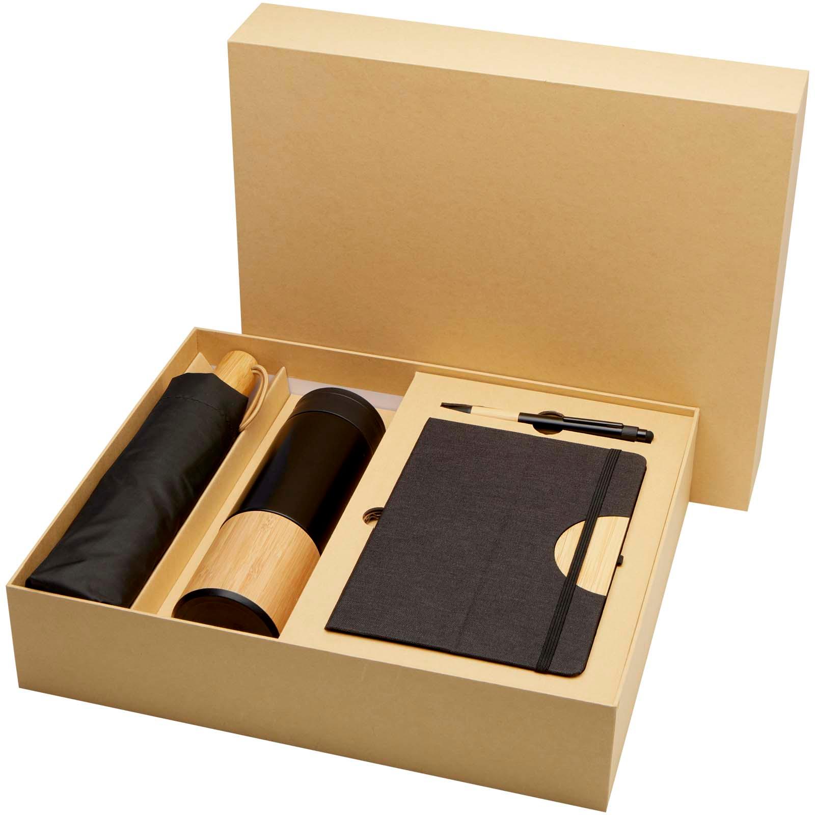 Coffret cadeau Carmen avec carnet à couverture rigide A5 et stylo bille (encre noire)