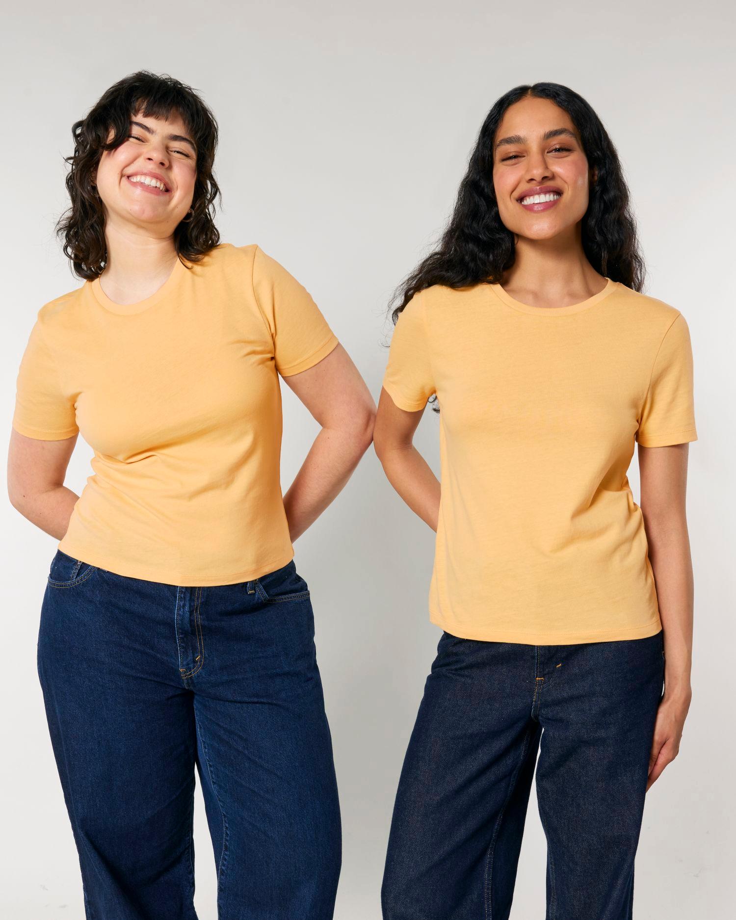 Le t-shirt femme court coupe Fitted