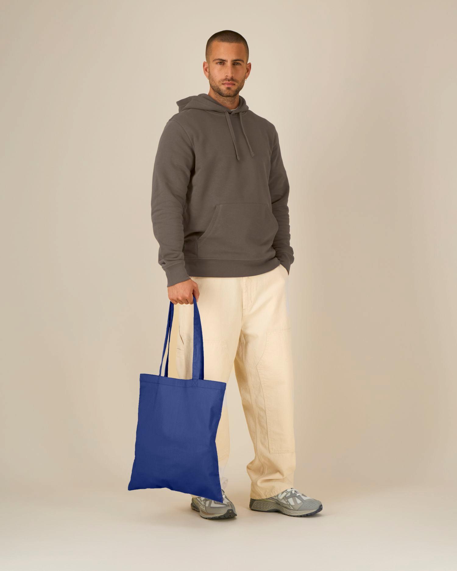Le tote bag tissé léger