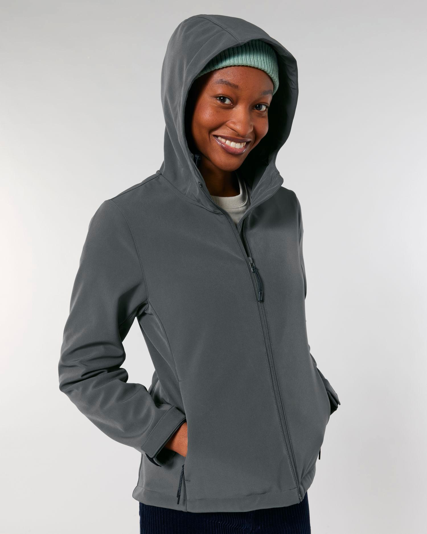 La veste Softshell femme à capuche