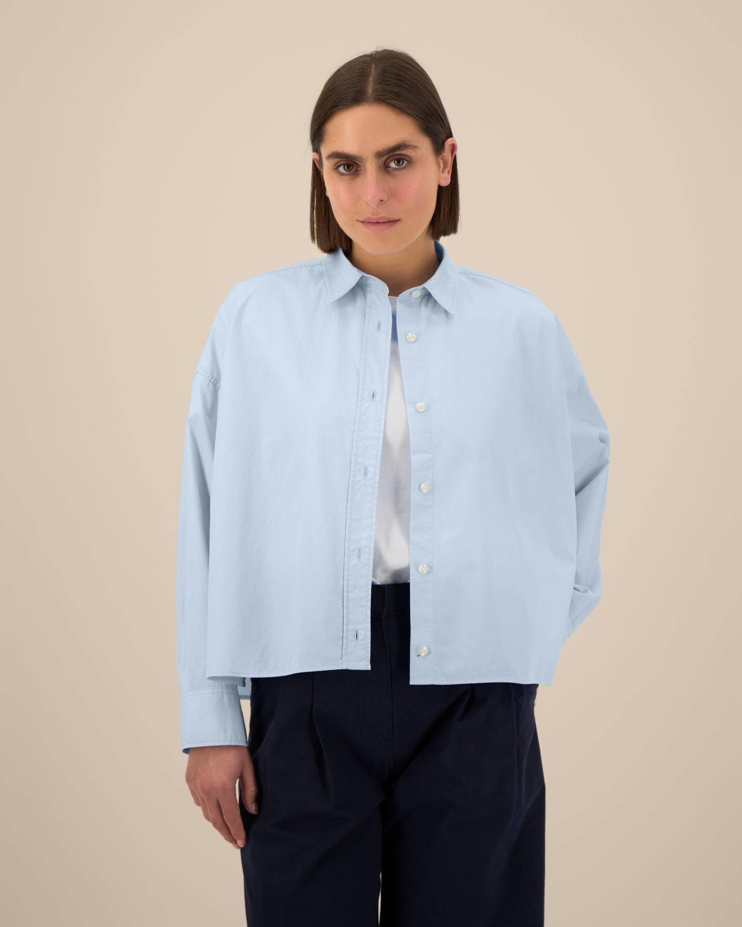 La chemise femme coupe Boxy