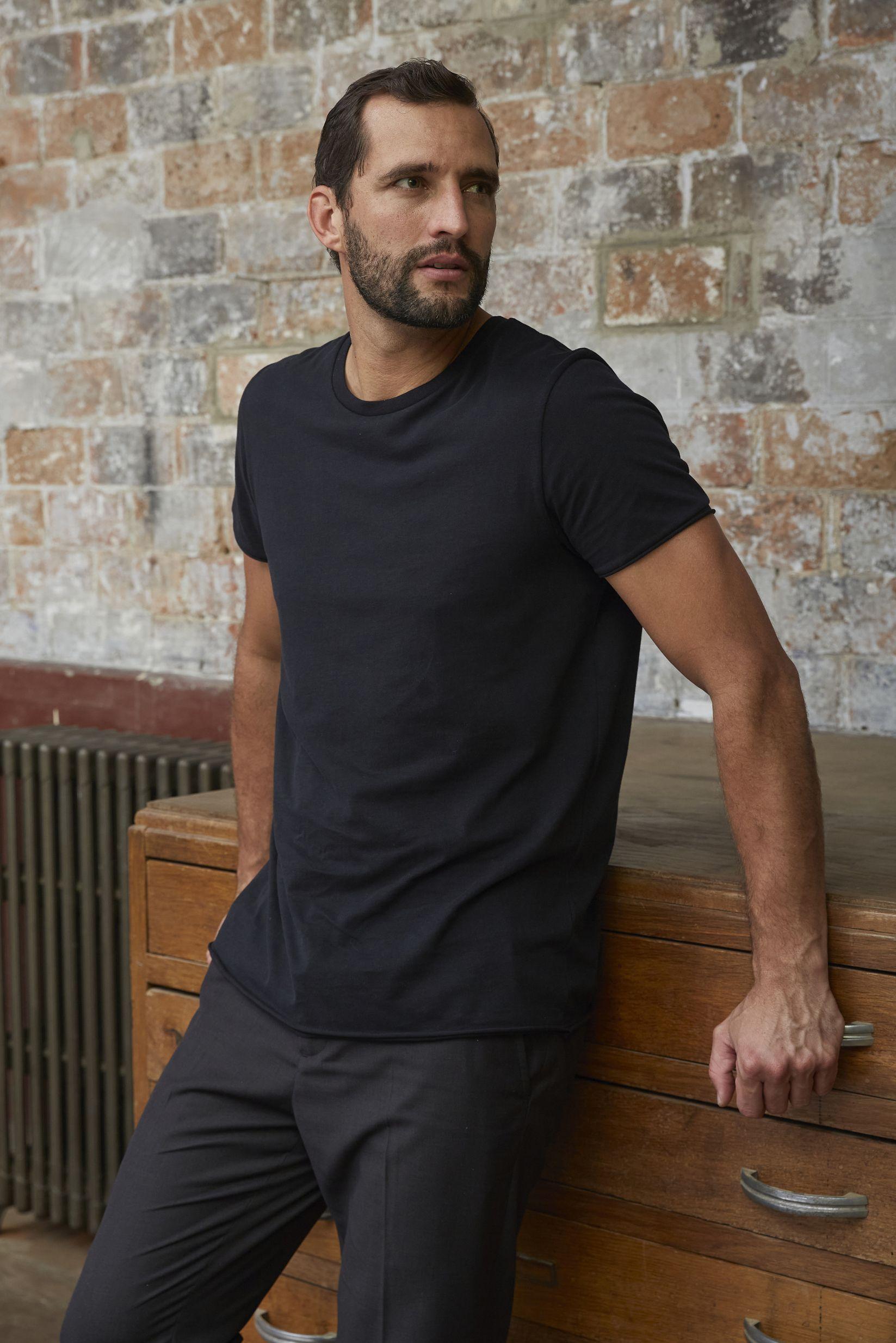 TEE-SHIRT MANCHES COURTES HOMME