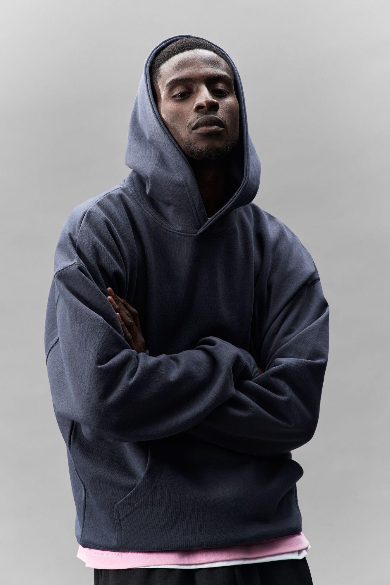 SWEAT-SHIRT UNISEXE À CAPUCHE