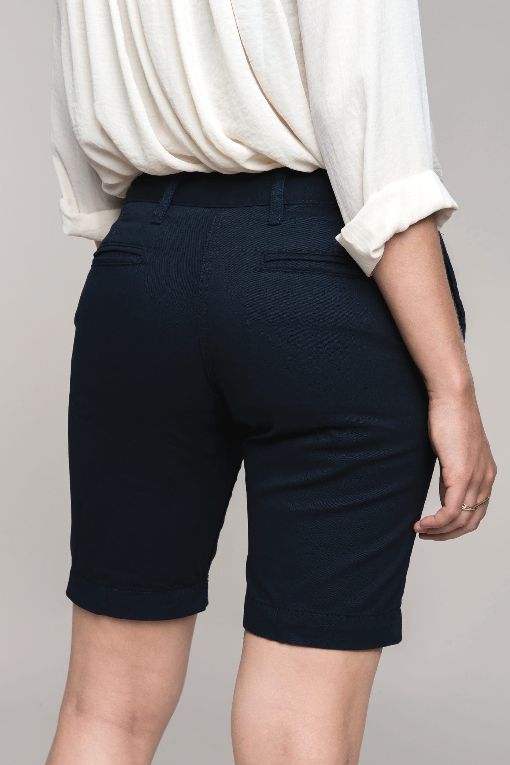 Bermuda chino femme