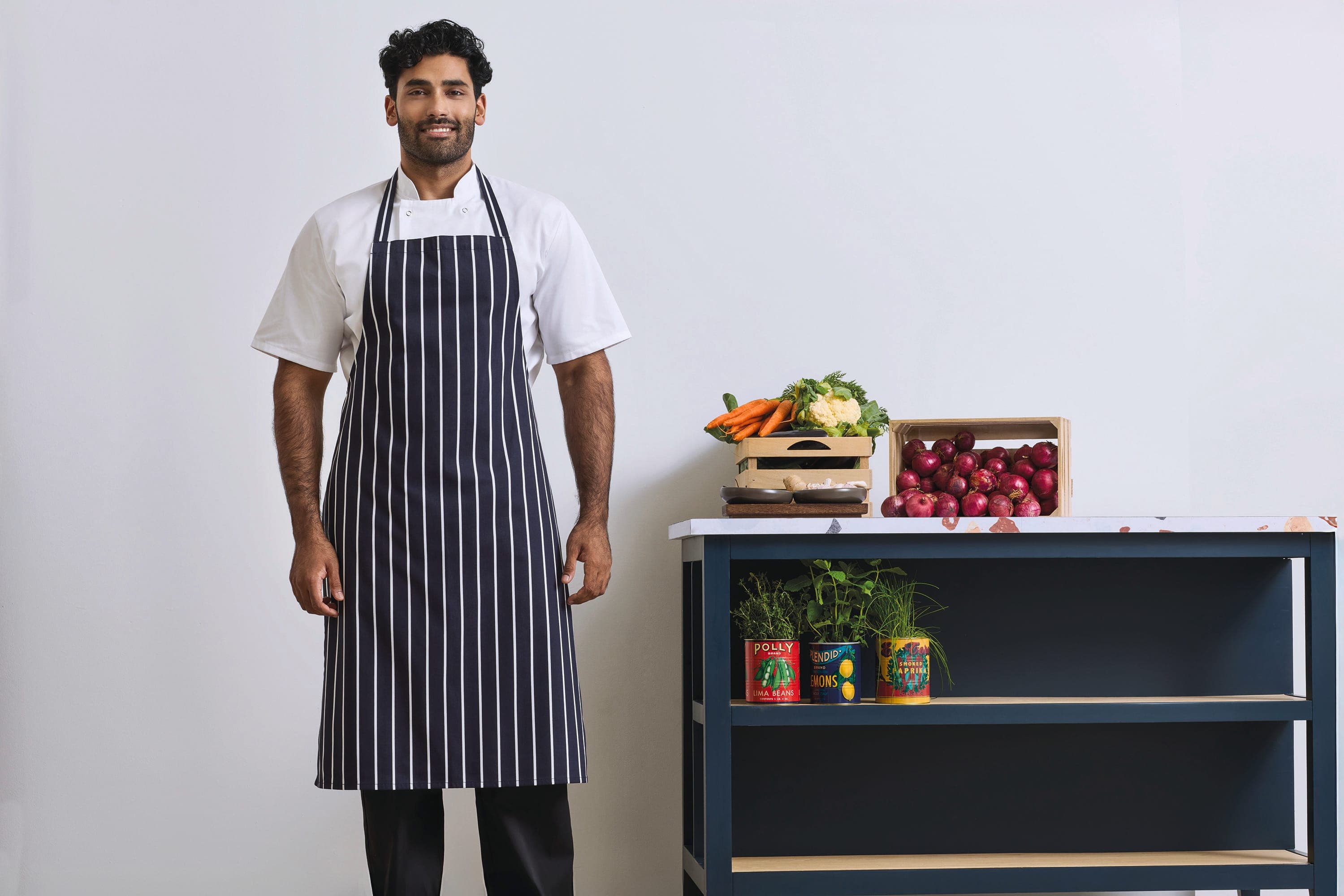 Tablier à bavette rayé