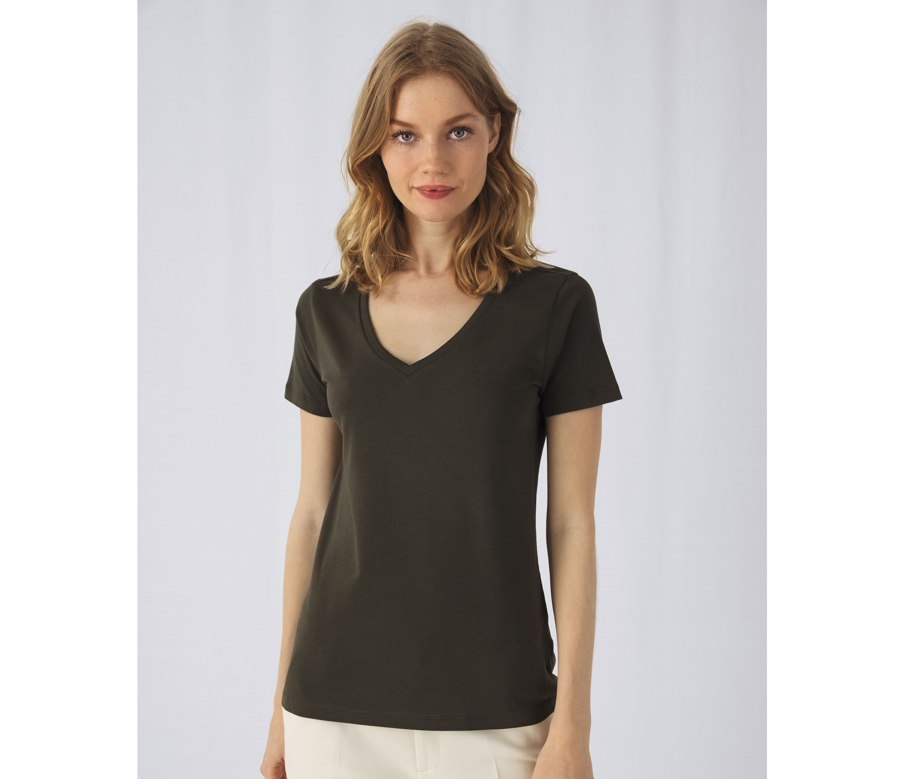Tee-shirt femme col V en coton bio